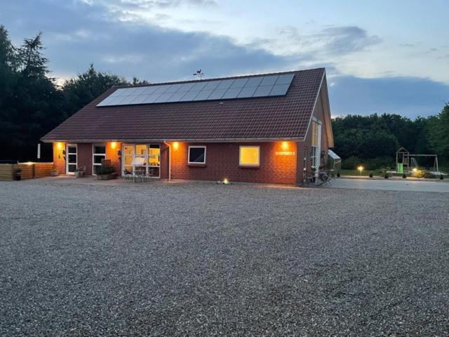 Emda Country Living Close To Legoland Билунд Екстериор снимка